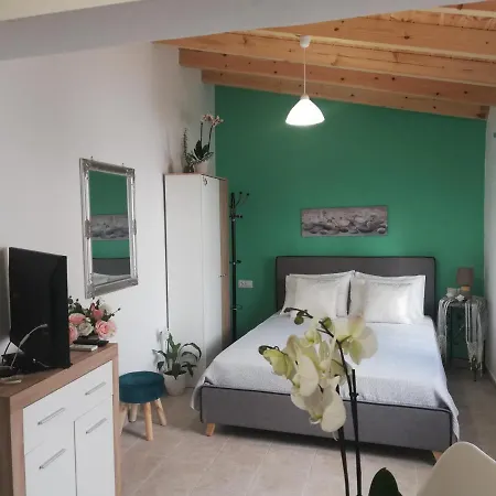 Appartement Small With Yard