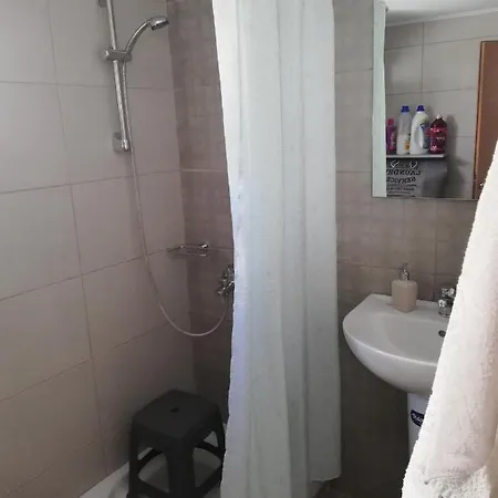 Small With Yard Apartamento La Canea